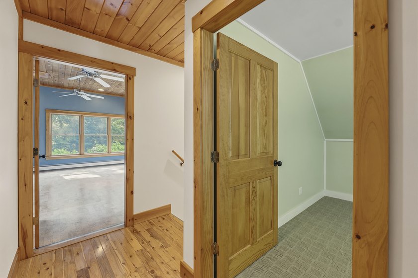 Nestled on 8 private acres, this charming 1862 sq. ft - photo 26