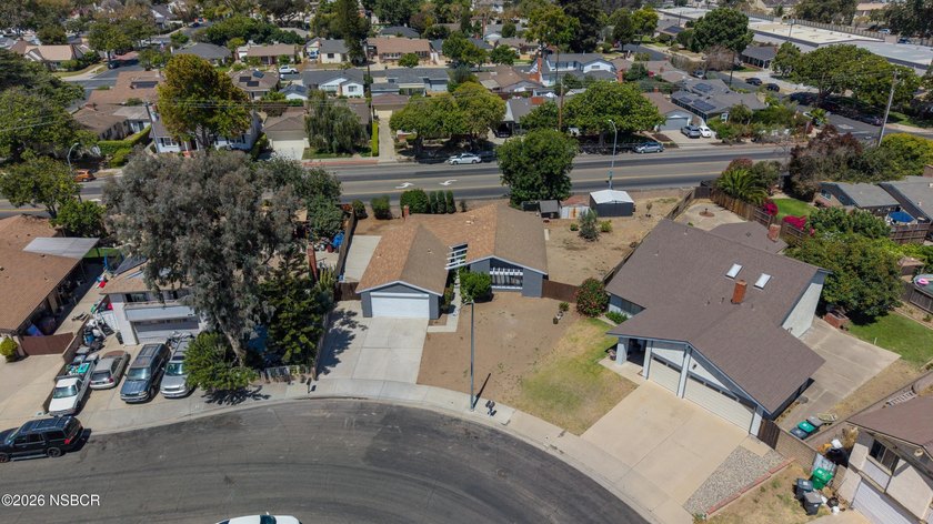 Welcome to 425 Chaparral Street, Santa Maria, CA 93454, where - photo 26