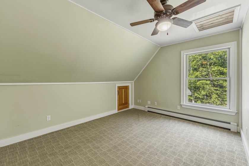 Nestled on 8 private acres, this charming 1862 sq. ft - photo 33