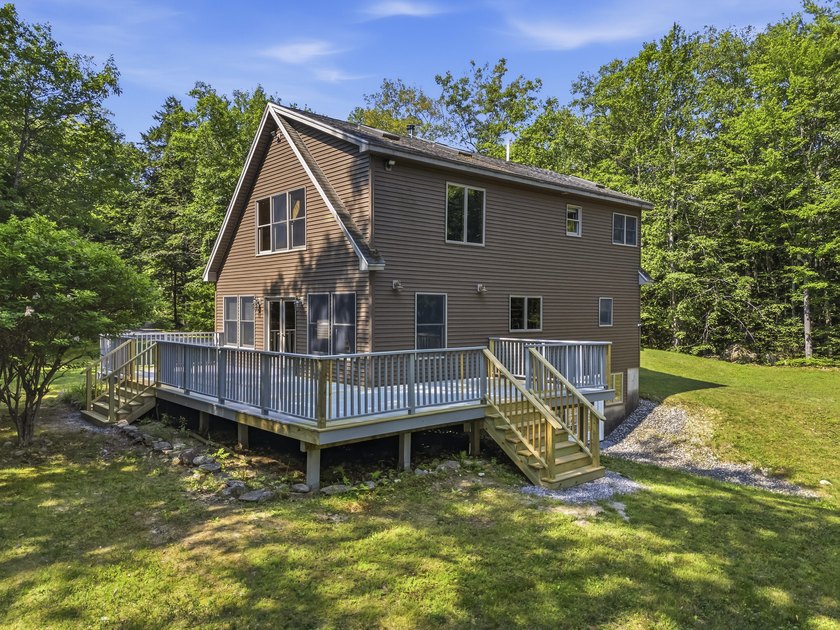 Nestled on 8 private acres, this charming 1862 sq. ft - photo 45