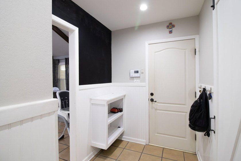 Welcome to your new home! This split bedroom plan not only gives - photo 20