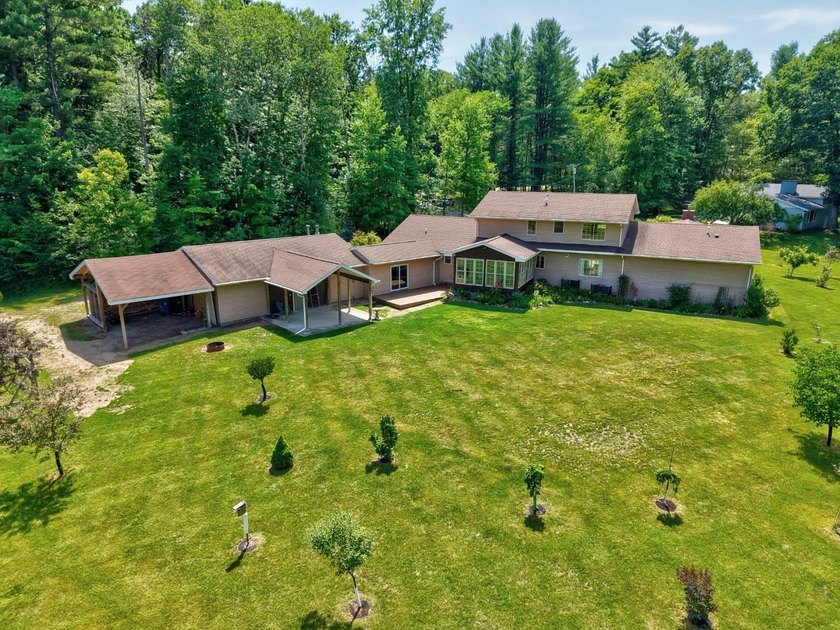 Welcome to 2574 N Eight Mile Road! Ten acres of private - photo 8
