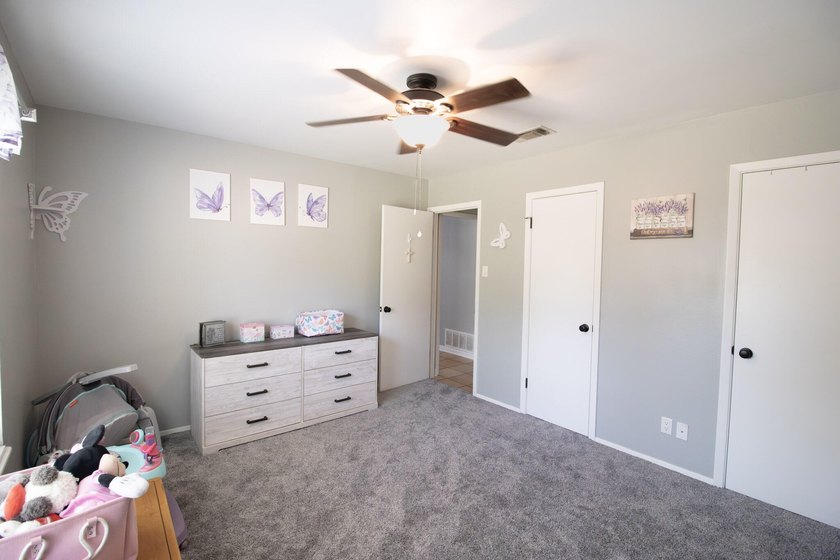 Welcome to your new home! This split bedroom plan not only gives - photo 42