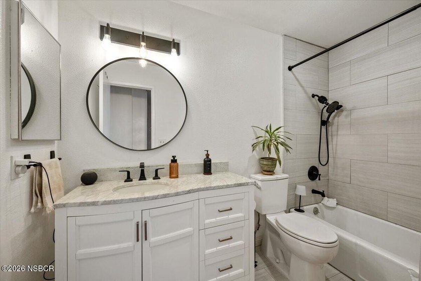 Light-filled, thoughtfully updated and designed around - photo 22