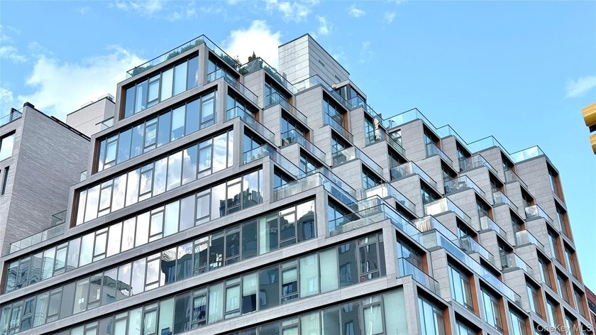 Designed by ODA New York, 251 1st Street offers precise layout - photo 2
