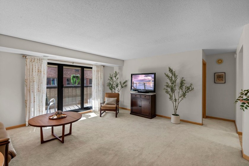 Enjoy an exceptional Minneapolis location in the heart of the - photo 13