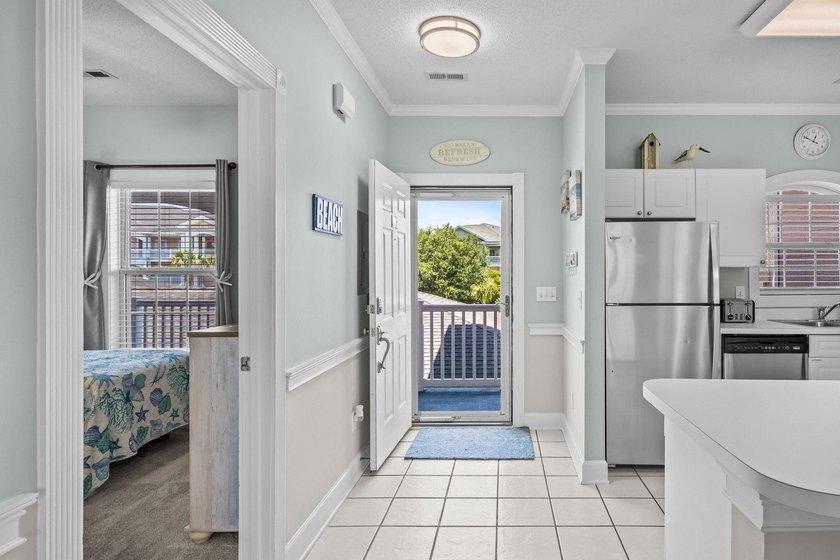 Welcome to Magnolia North at Myrtlewood! This fully furnished - photo 5