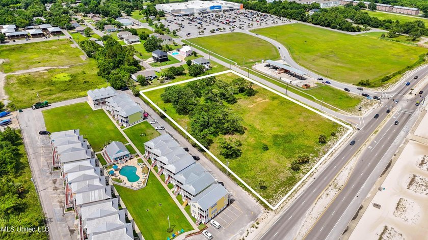 Unlock the potential of 3.9 acres of prime commercial land in - photo 6