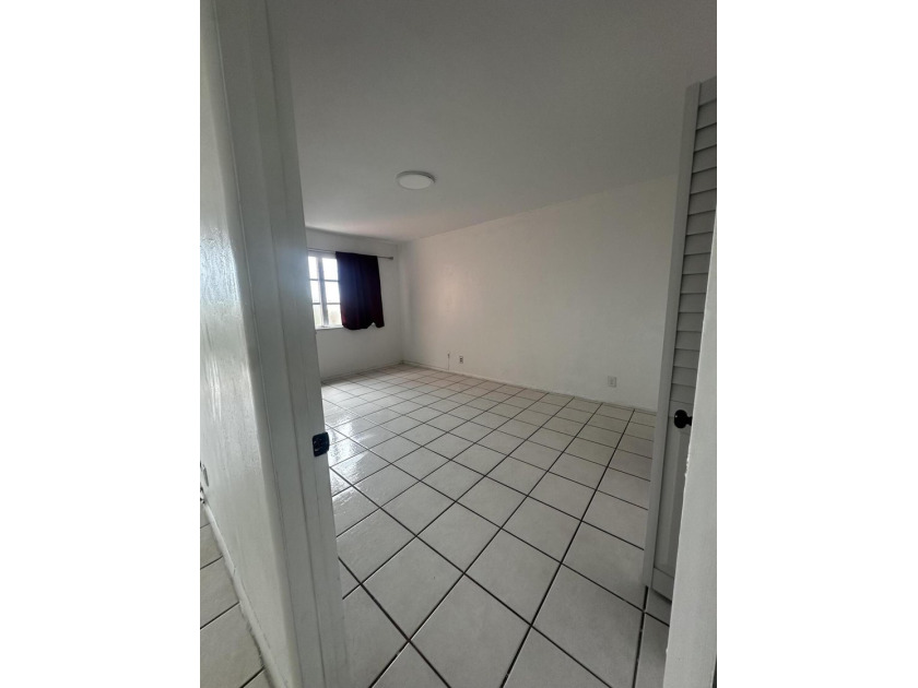 Welcome to this charming 1-bedroom, 1-bath condo offering the - photo 13