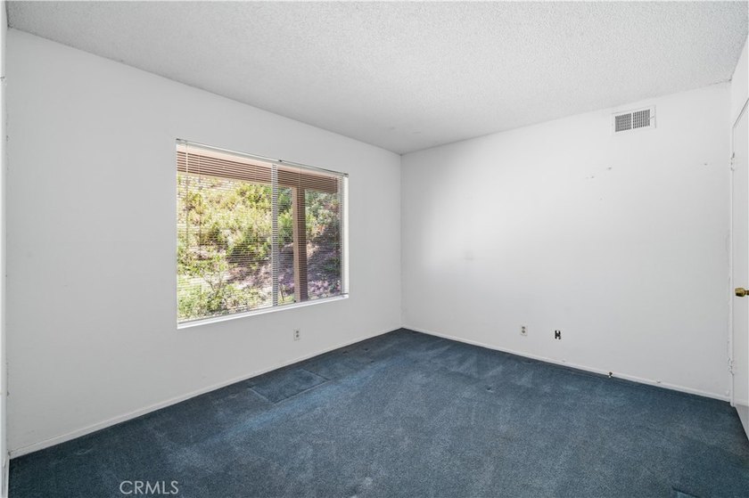 POOL, SPA, GREENBELT, AND TREE VIEWS FROM THIS CUL-DE-SAC CORNER - photo 25