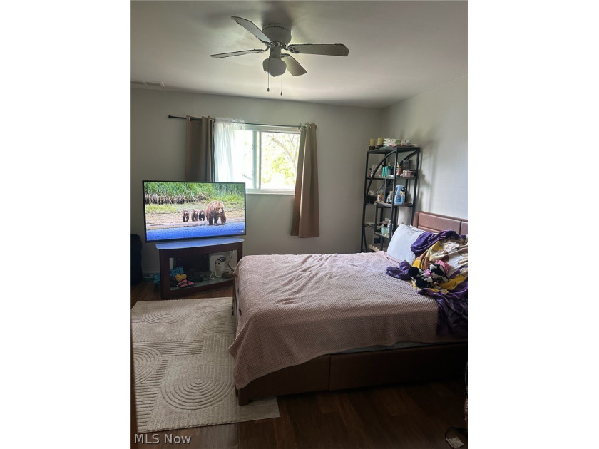 Charming and functional condo with a great layout! The main - photo 9