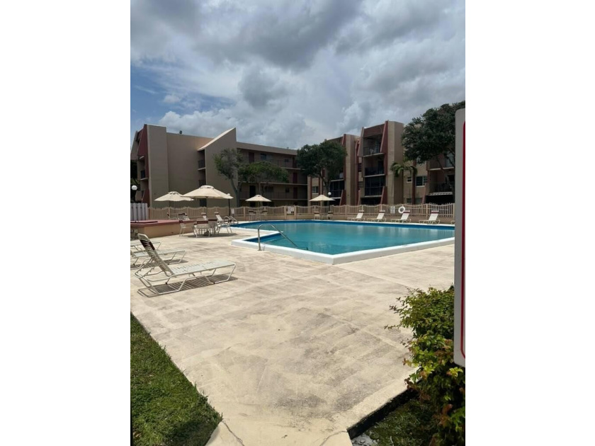 Welcome to this charming 1-bedroom, 1-bath condo offering the - photo 35