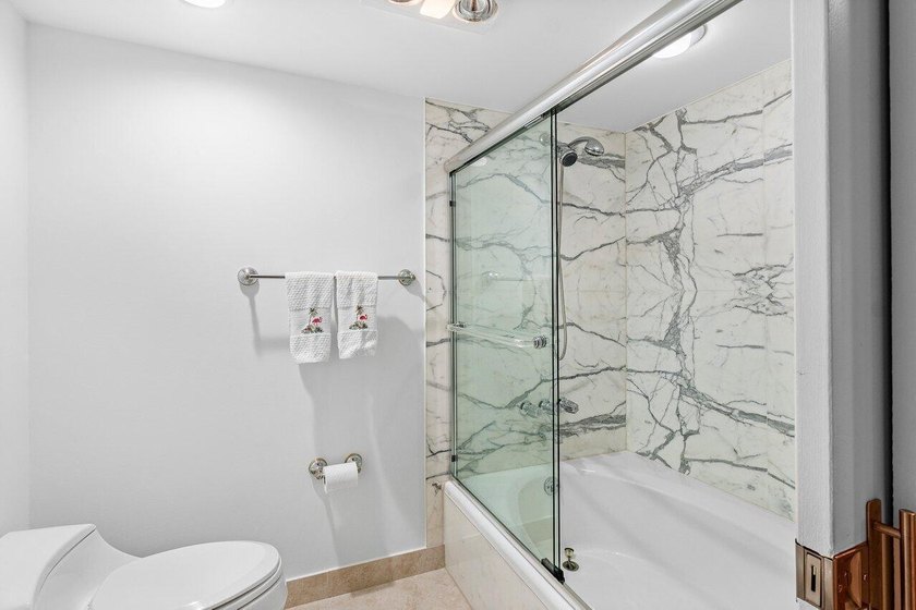 Ocean views and ALL ASSESSMENTS PAID. This high-floor - photo 20
