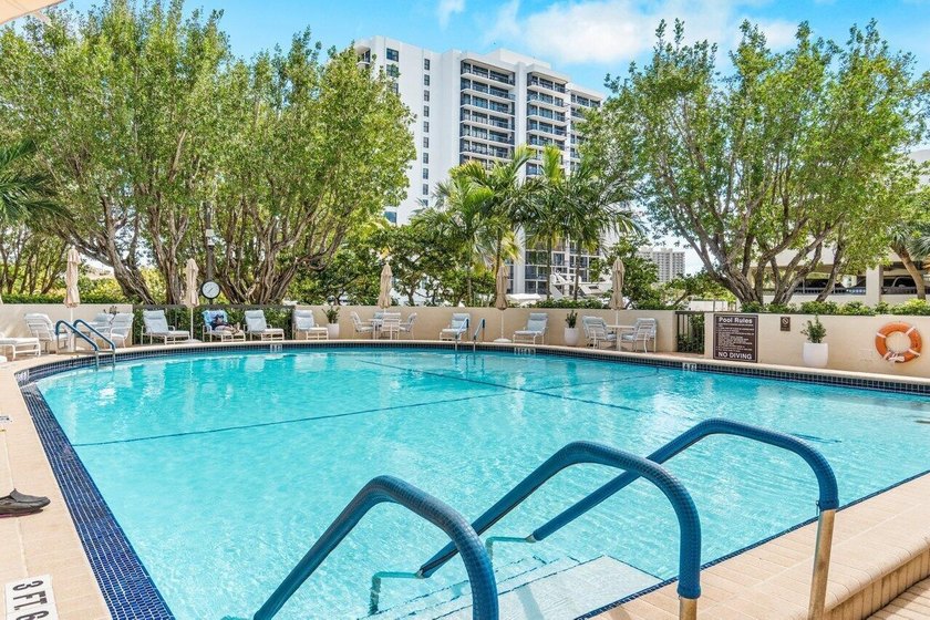 Ocean views and ALL ASSESSMENTS PAID. This high-floor - photo 26