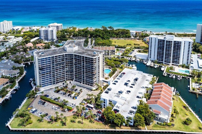 Ocean views and ALL ASSESSMENTS PAID. This high-floor - photo 29