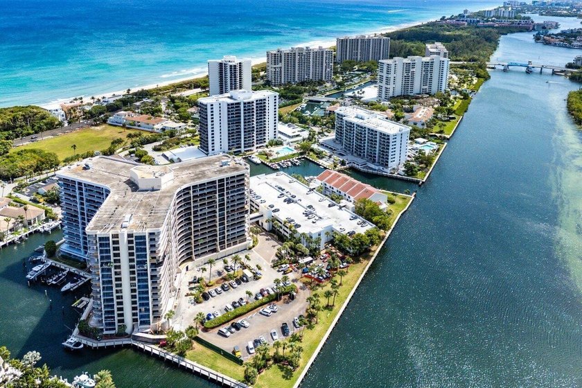 Ocean views and ALL ASSESSMENTS PAID. This high-floor - photo 30