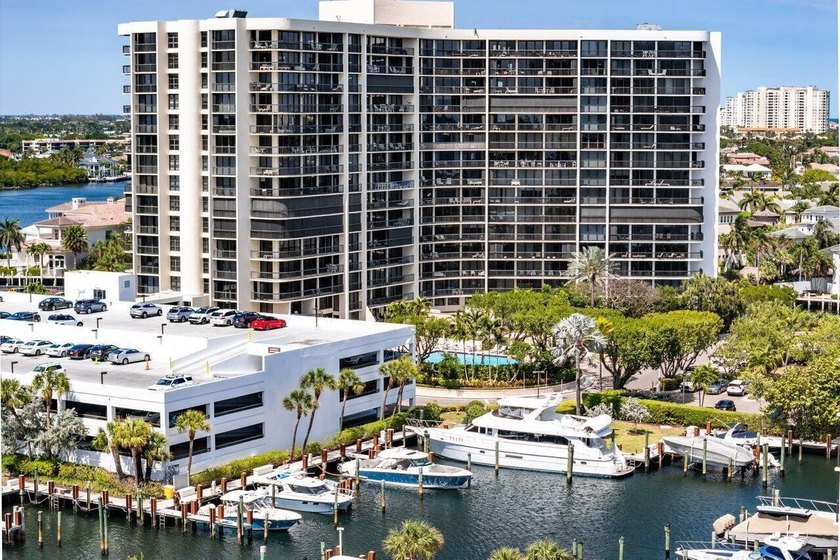 Ocean views and ALL ASSESSMENTS PAID. This high-floor - photo 34
