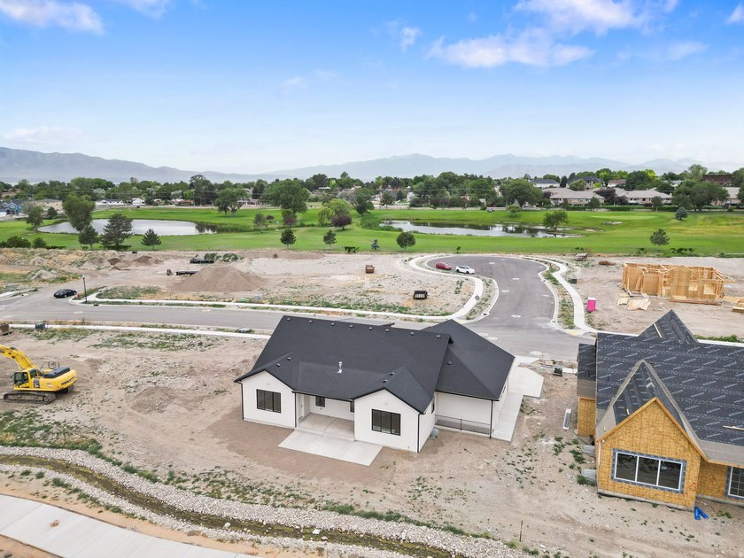Welcome to The Bridges at Fox Hollow, one of American Fork's - photo 34