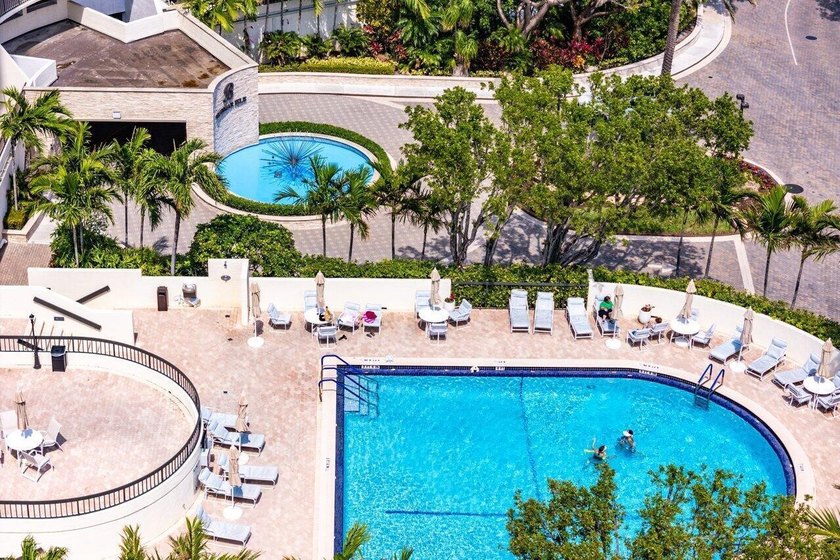 Ocean views and ALL ASSESSMENTS PAID. This high-floor - photo 35