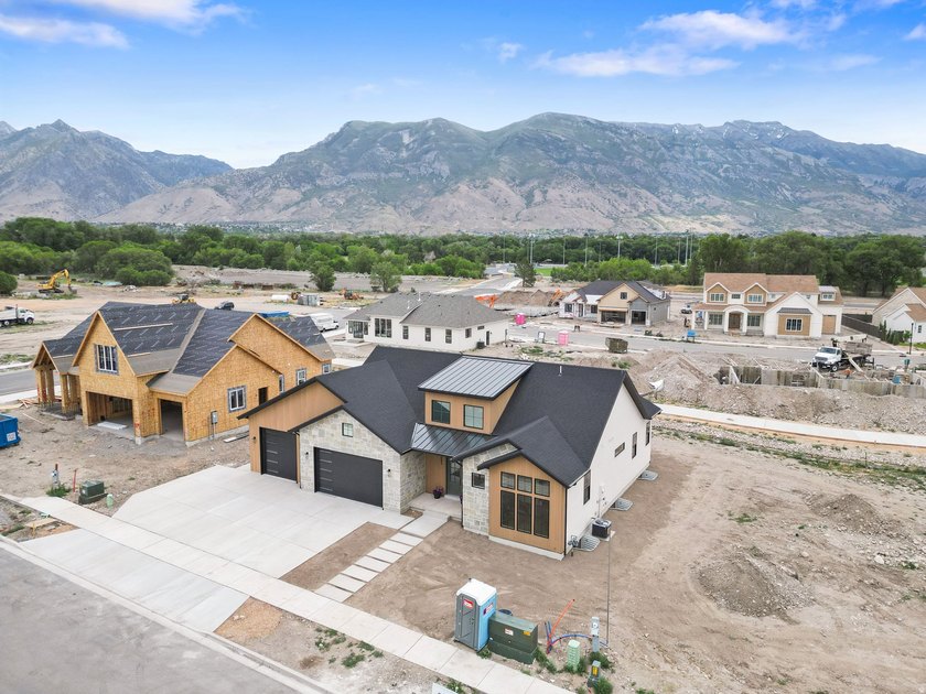 Welcome to The Bridges at Fox Hollow, one of American Fork's - photo 38