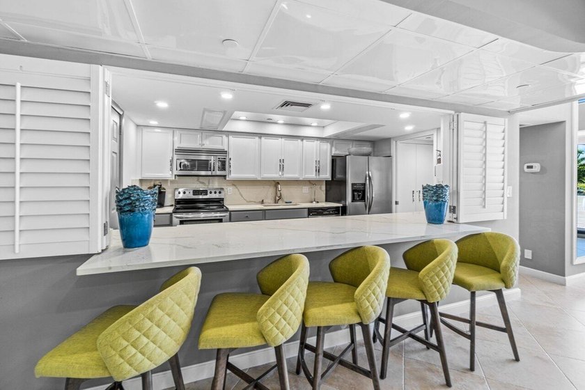 Ocean views and ALL ASSESSMENTS PAID. This high-floor - photo 45