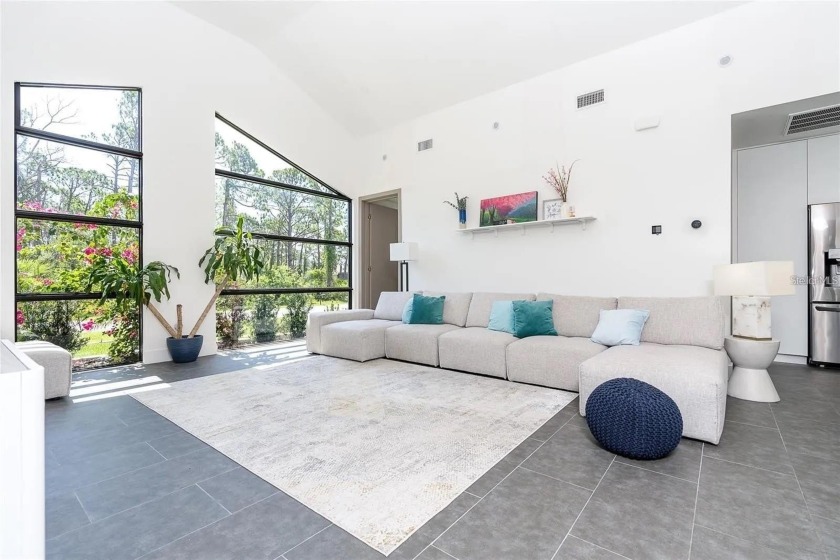Modern Luxury Meets Coastal Serenity in Southwest Florida Step - photo 6