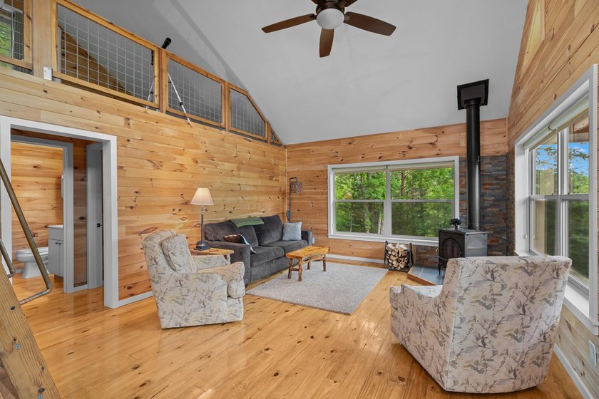MOTIVATED SELLER: Experience the ultimate mountain-and-lake - photo 11