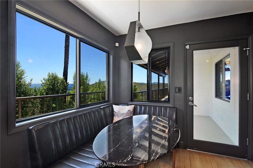 *VIEWS/INFINITY EDGE POOL/GUEST HOUSE* Located in the - photo 16
