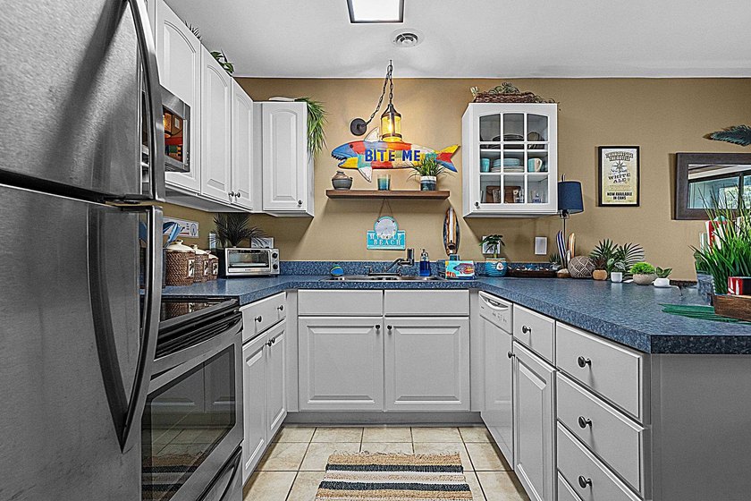 This enticing 1bedroom, 1 bath condo is not your average typical - photo 10