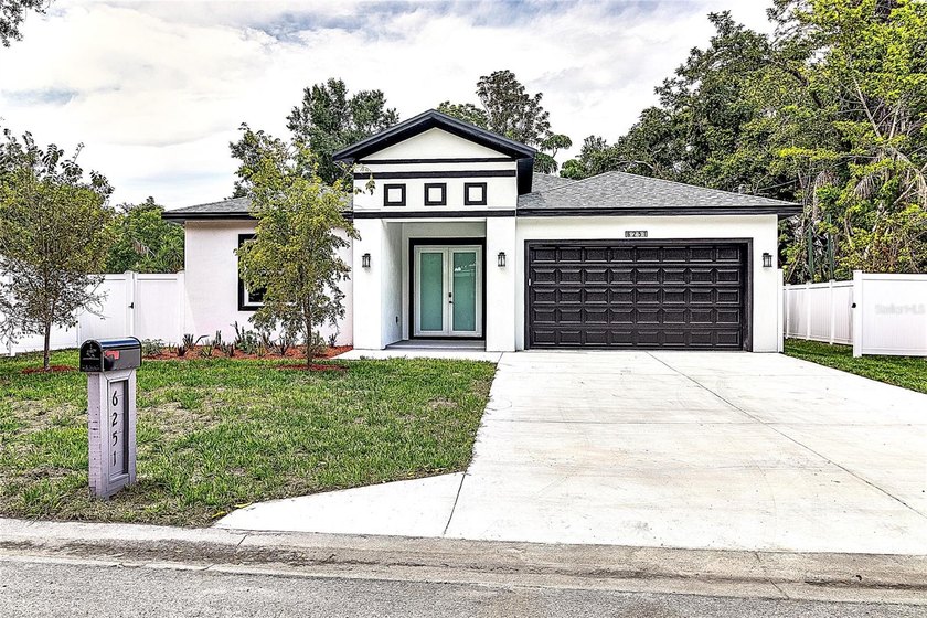 Under contract-accepting backup offers. Treat your family to a - photo 2