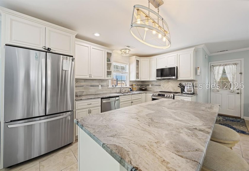 Turn-key, fully renovated beach home in the highly sought-after - photo 14