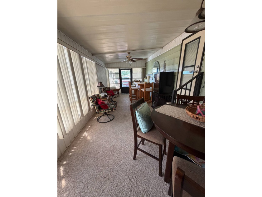 Welcome to this spacious and well-maintained 3-bedroom - photo 19