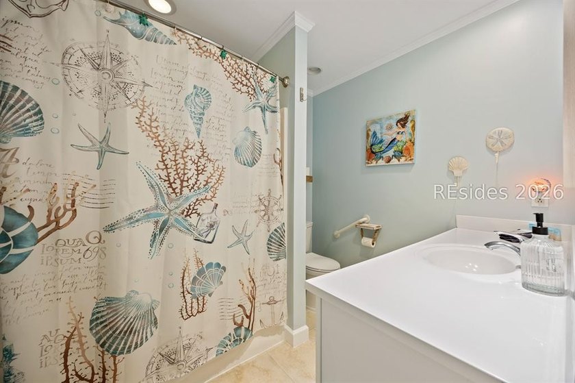 Turn-key, fully renovated beach home in the highly sought-after - photo 23