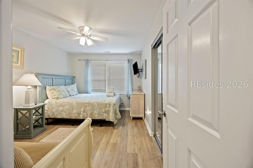 Turn-key, fully renovated beach home in the highly sought-after - photo 24