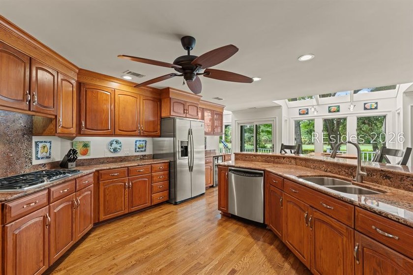 Experience the best of Hilton Head living in this beautifully - photo 12