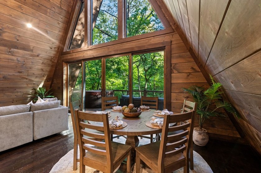 The Ultimate Creekfront Cabin Experience ~ Wake up to the sound - photo 18