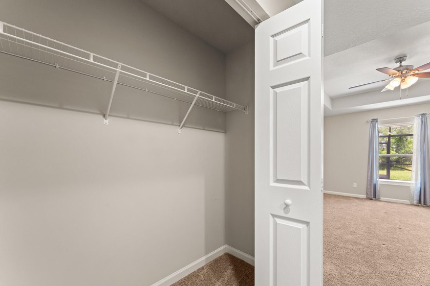 Newer construction without the wait! This 2022 build is move in - photo 18