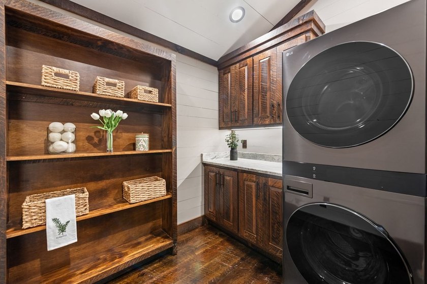 The Ultimate Creekfront Cabin Experience ~ Wake up to the sound - photo 21