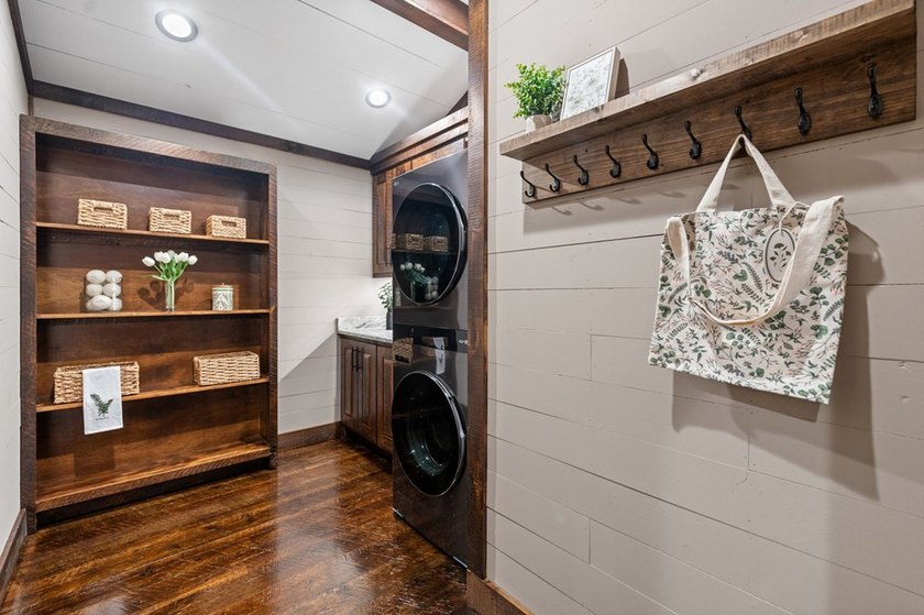 The Ultimate Creekfront Cabin Experience ~ Wake up to the sound - photo 22