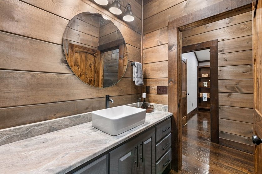 The Ultimate Creekfront Cabin Experience ~ Wake up to the sound - photo 29