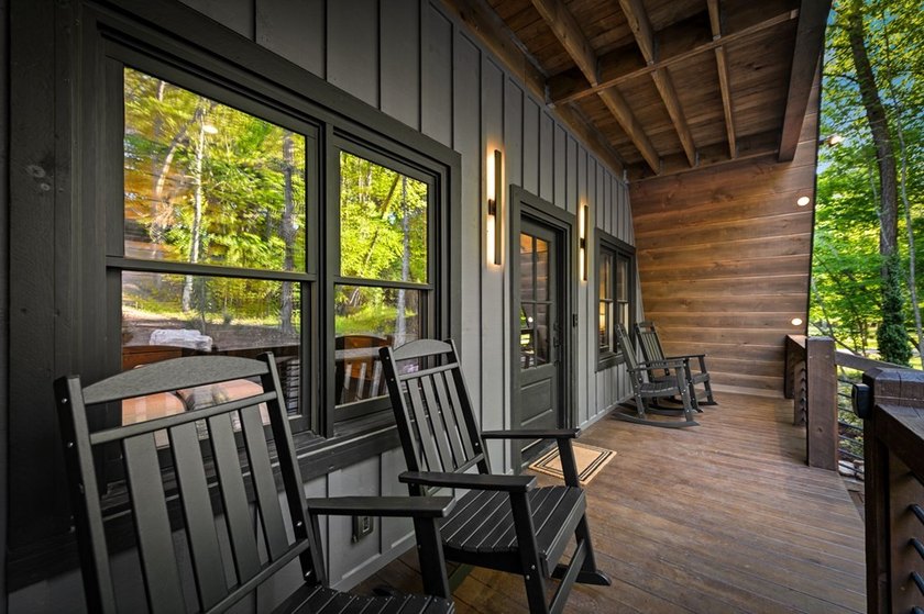 The Ultimate Creekfront Cabin Experience ~ Wake up to the sound - photo 33