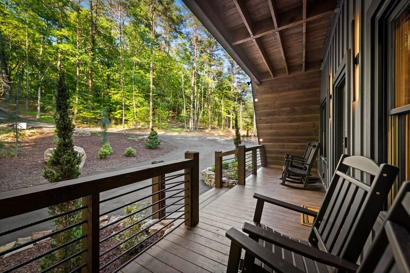The Ultimate Creekfront Cabin Experience ~ Wake up to the sound - photo 34