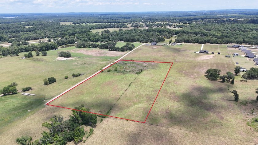 Huge development opportunity near Hwy 175! Whether you're - photo 8