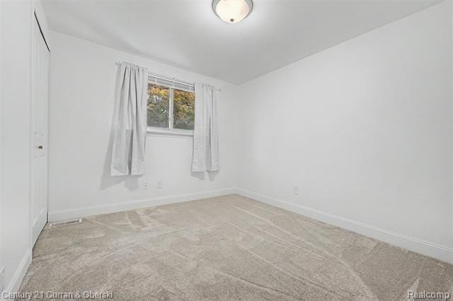 Welcome home to this beautiful 4 bedroom, 1.5 bathroom, 2-story - photo 20