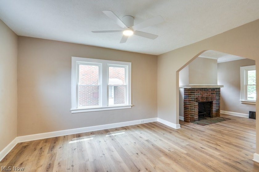 Move-in ready with extensive updates! New windows, flooring - photo 8