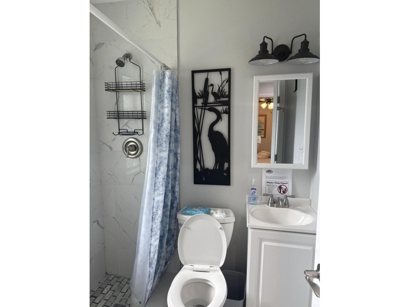 AMAZING INVESTMENT OPPORTUNITY! With 3 individual structures and - photo 15