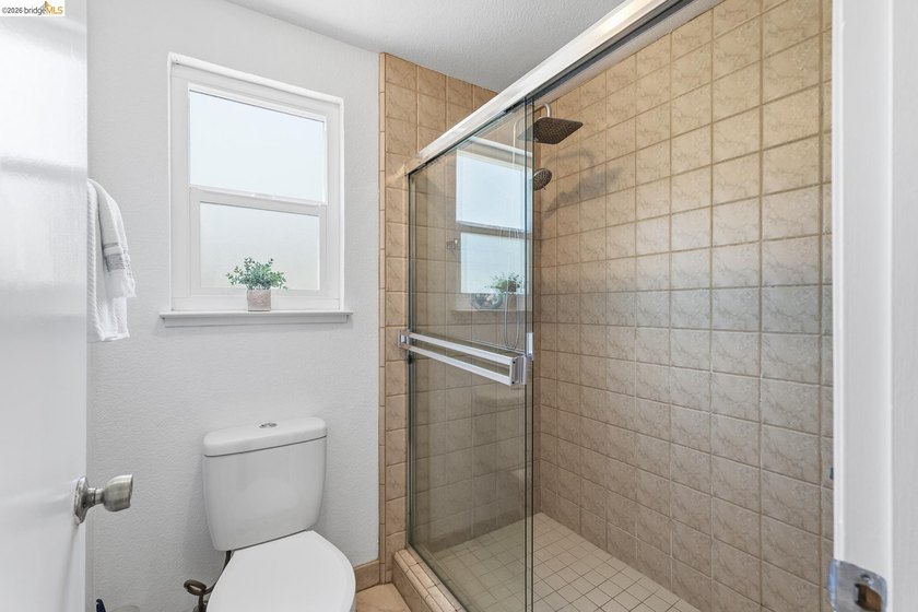 Rare detached and remodeled single-family home in the desirable - photo 31