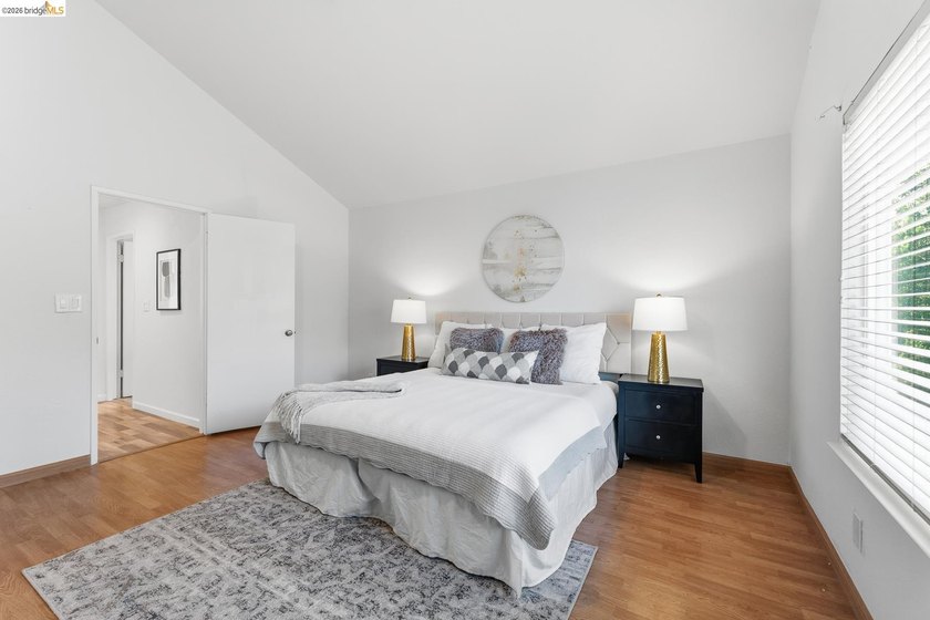 Rare detached and remodeled single-family home in the desirable - photo 33
