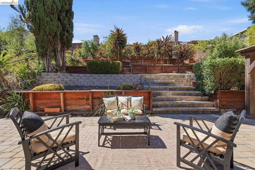 Rare detached and remodeled single-family home in the desirable - photo 42