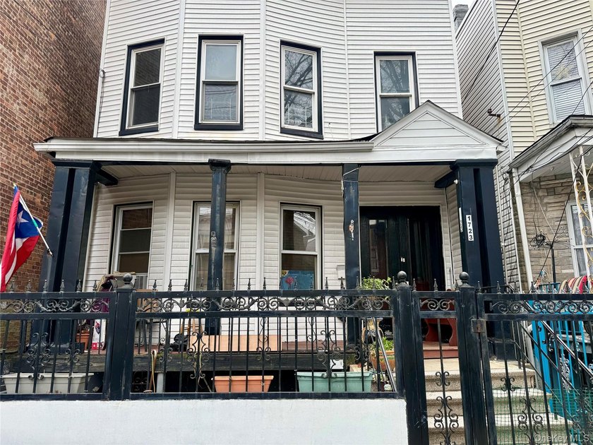 Your perfect opportunity to own a spacious, fully detached, 2 - photo 45